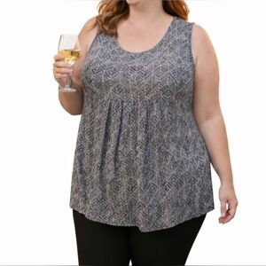 Black & White Sleeveless Tunic – Size 2X